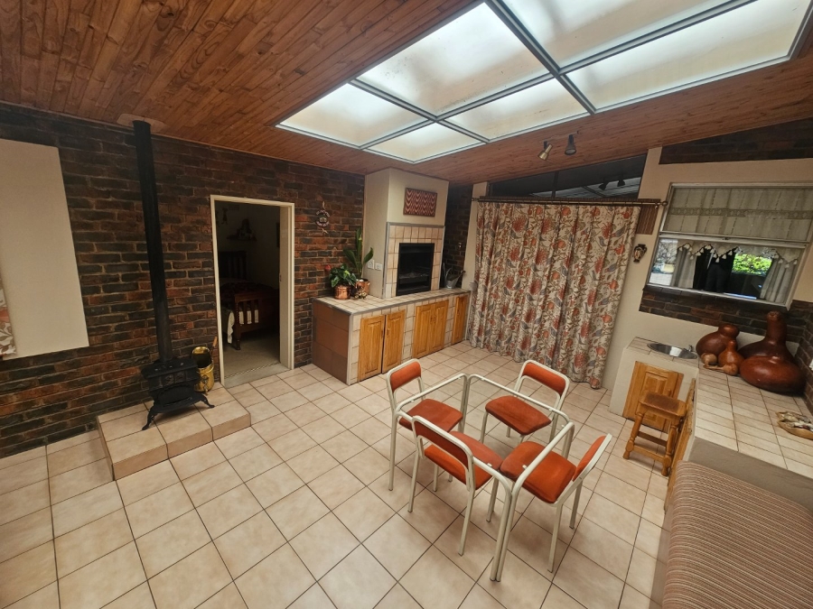 5 Bedroom Property for Sale in Panorama Free State